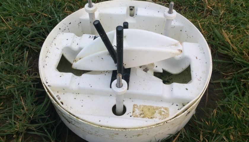 Tipping bucket