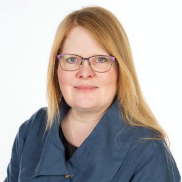 Professor Rebecca Lingwood 